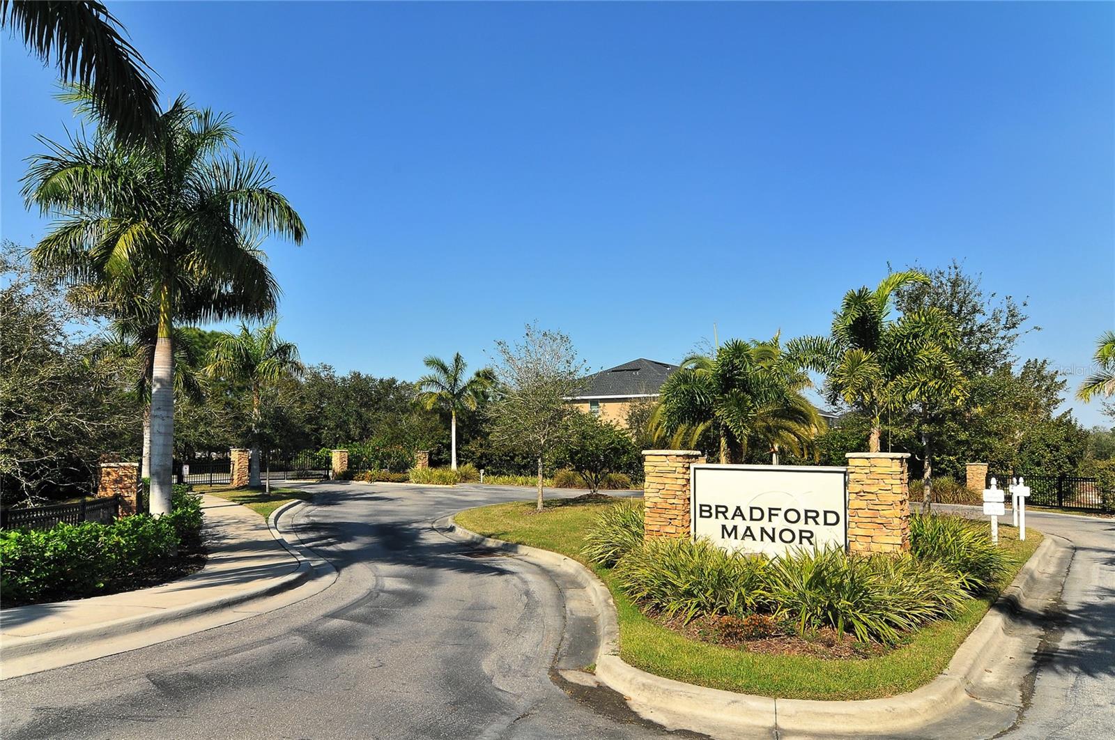 BRADFORD MANOR TWNHMS - Residential