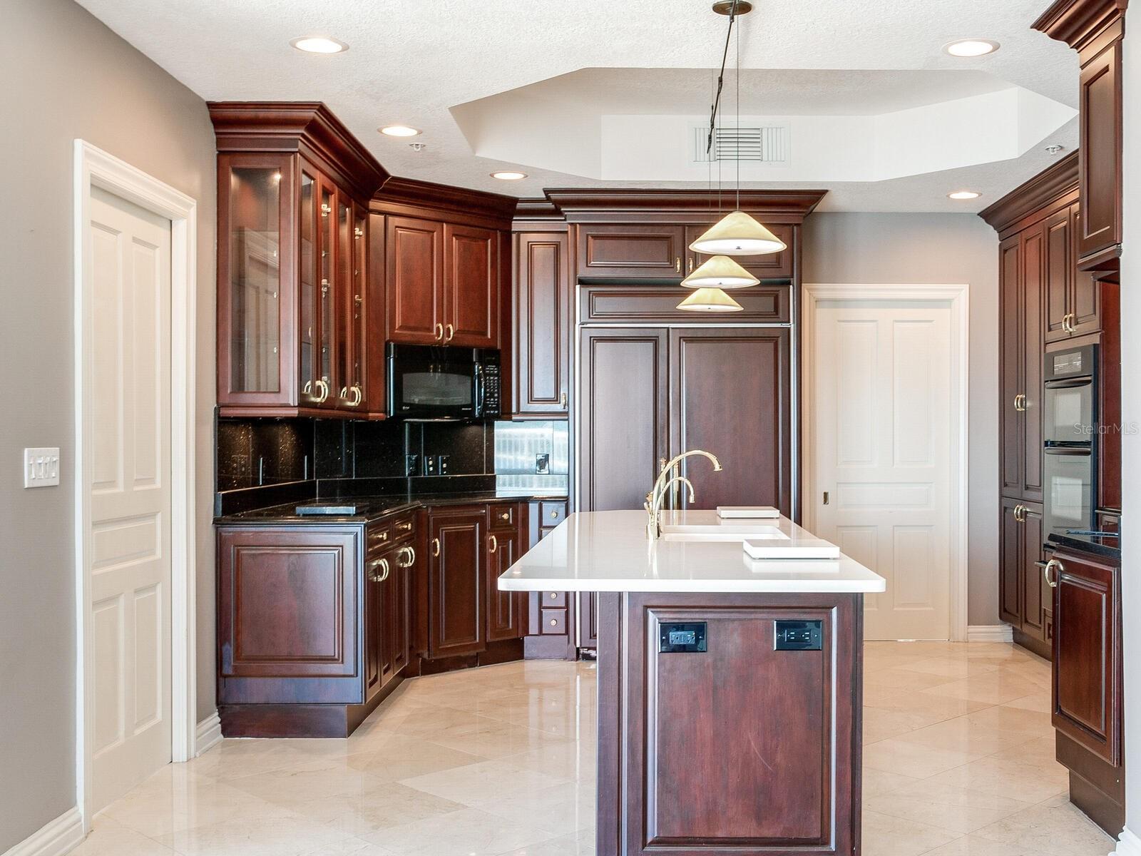 ALAGON ON BAYSHORE+ - Residential