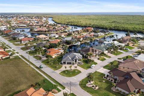 A home in PUNTA GORDA