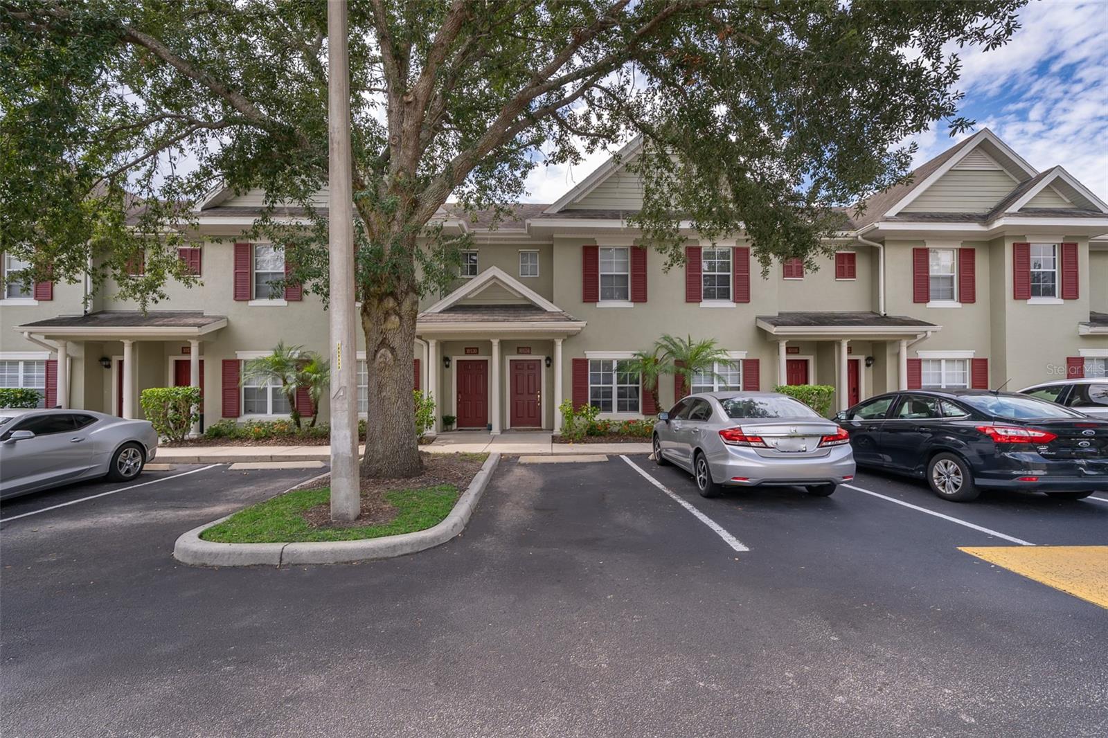 Location! Location! Location! Welcome to Regent Park at Orlando, an oasis just minutes away from all you need. Placed in our gated community that offers all resort-style amenities and views. Conveniently located just a 15-minute drive from the Orlando International Airport, Downtown Orlando, and UCF. Only 5 minutes to Valencia CC East and Waterford Lakes' excellent shopping district. This lovely 2/2.5 condominium is perfect for first-time buyers and investors alike. It offers a spacious living room, dining room, half guest bath, and comfortable kitchen on its first floor, all of which face a wide sliding door with a perfect view of the pool and the pond fountain. Just right outside the back door, you'll find your own private storage area. The Second Floor features two bedrooms and a private bathroom. Each bathrooms have two sinks, a separate bathtub, a shower, and a toilet. HOA fee includes water, fitness center, playground, security, and community pool. Don't miss out on this opportunity and schedule your showing today.