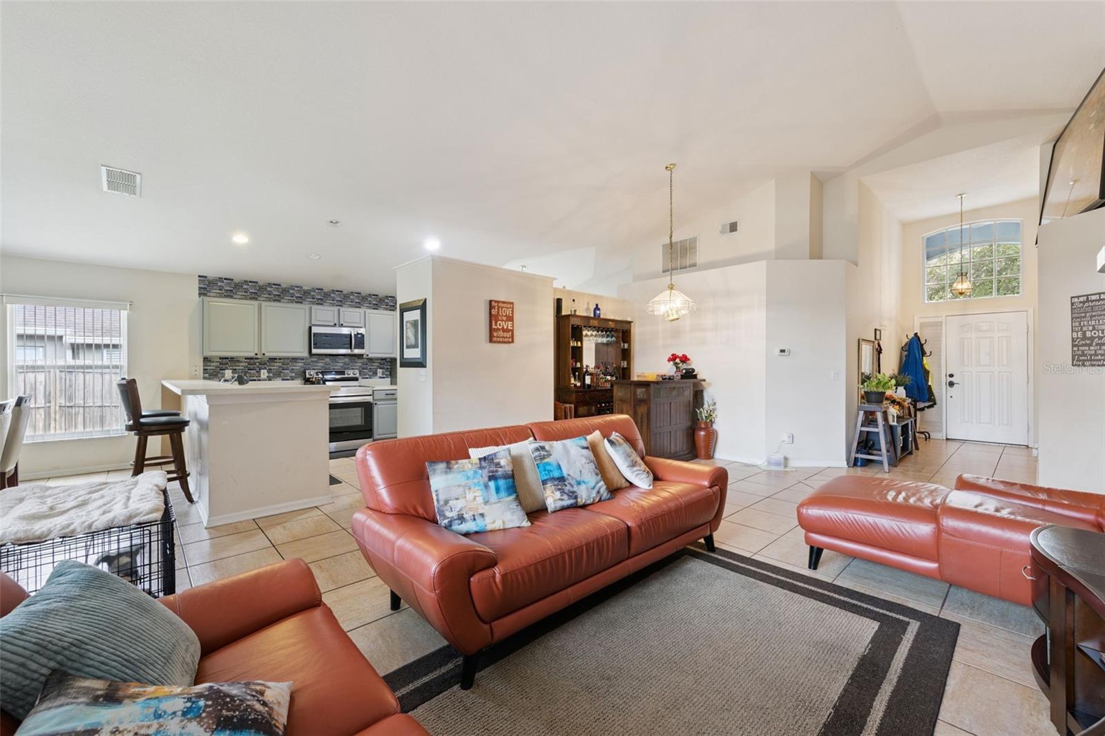 CAMERON GROVE - Residential