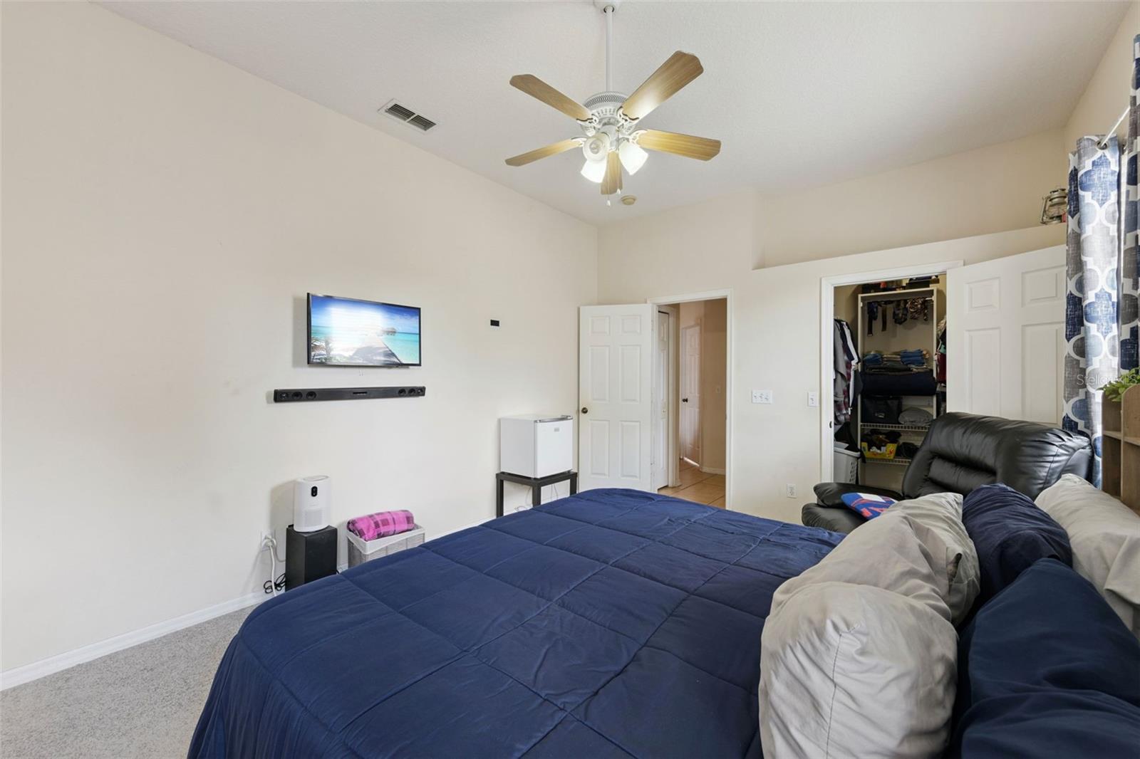 CAMERON GROVE - Residential