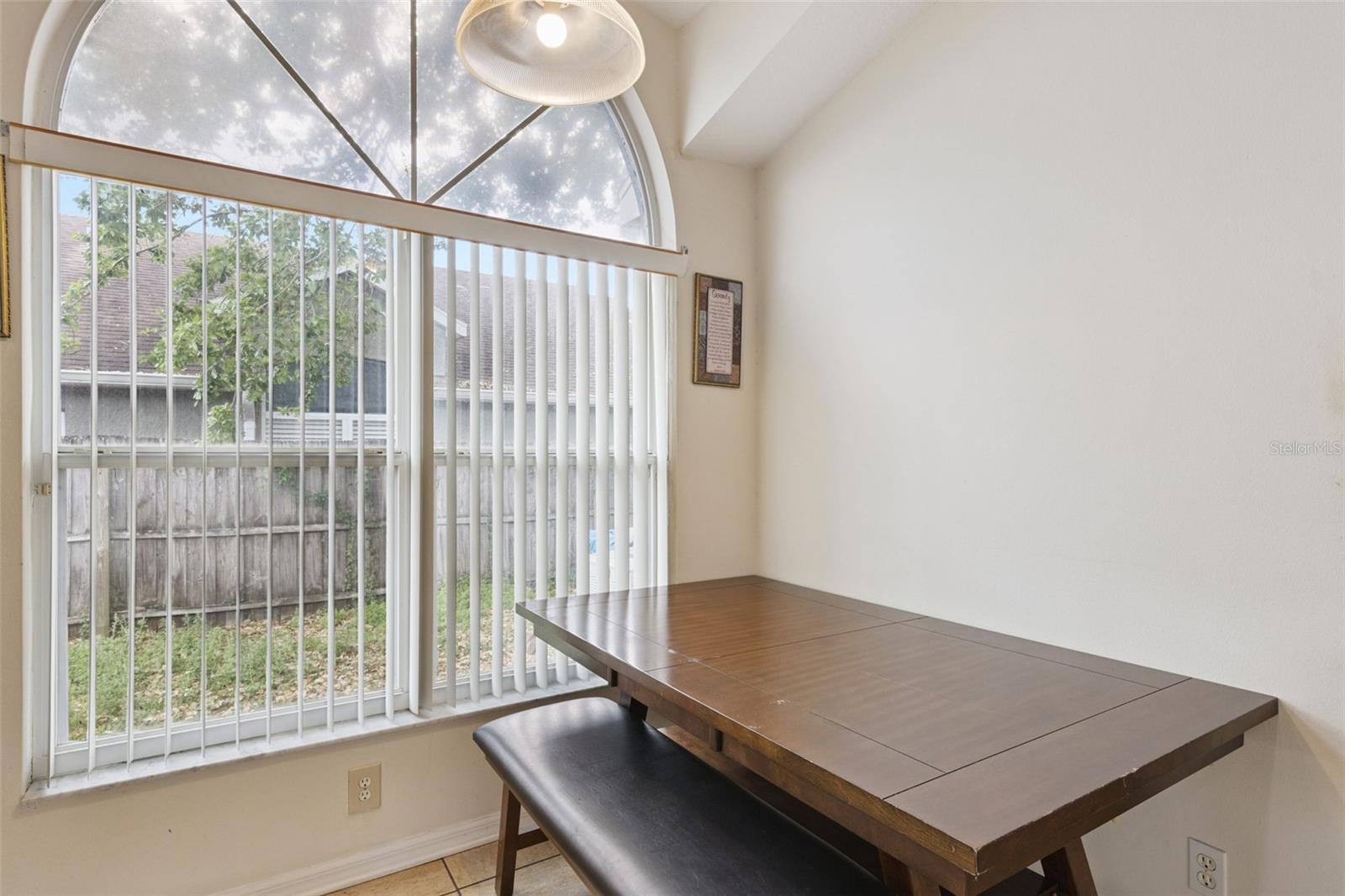 CAMERON GROVE - Residential