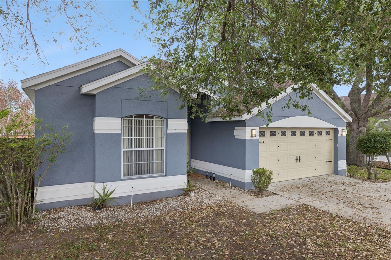 CAMERON GROVE - Residential