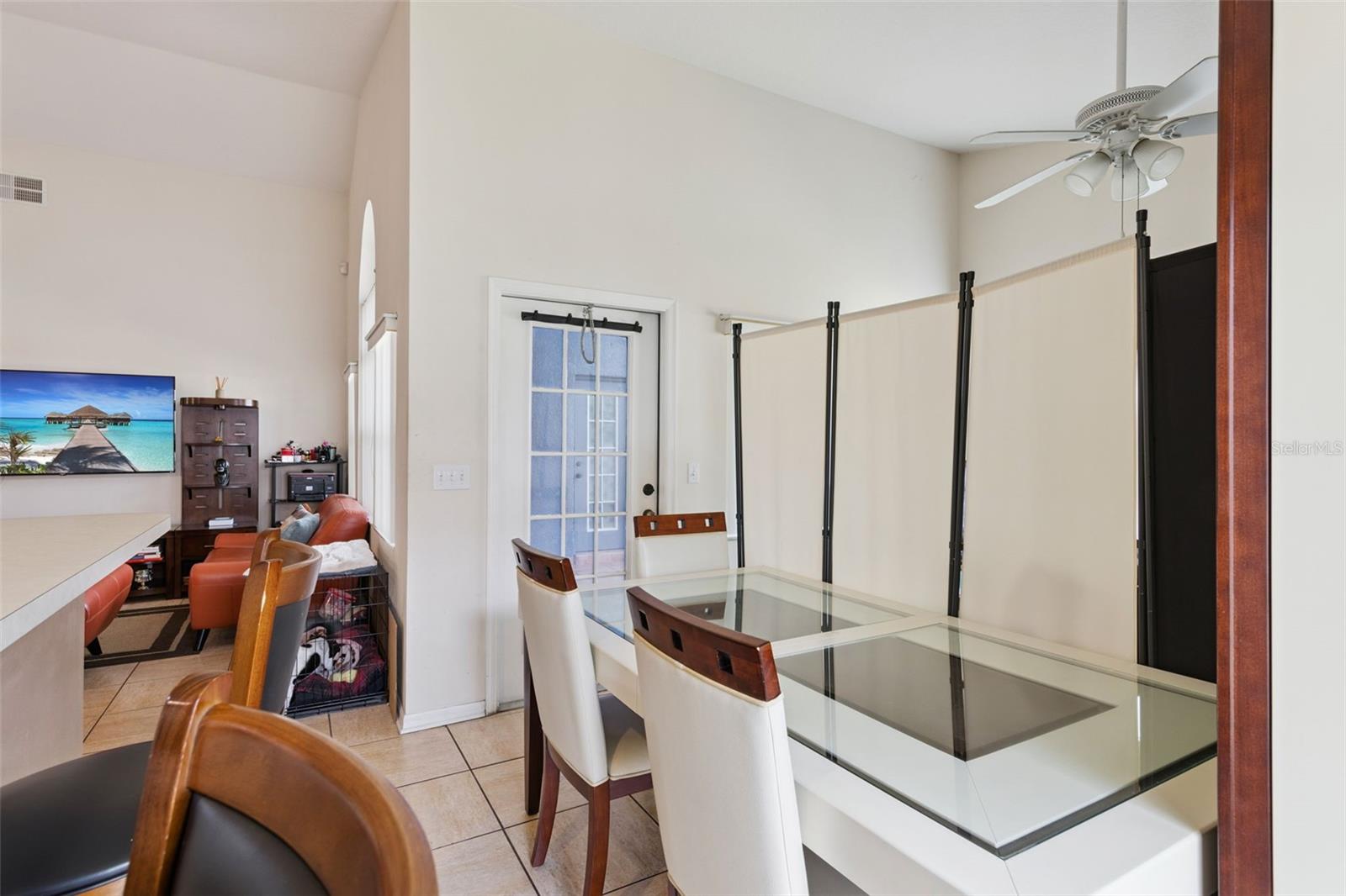 CAMERON GROVE - Residential