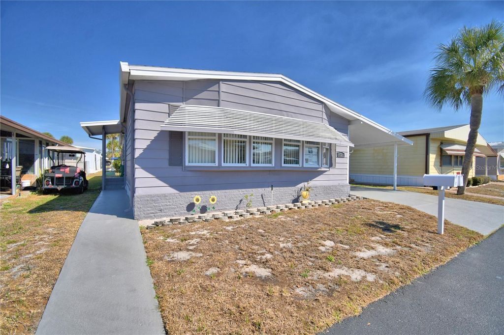 Photo of 4321 Cherrywood Street, Winter Haven, FL 33880 (MLS # P4931788)