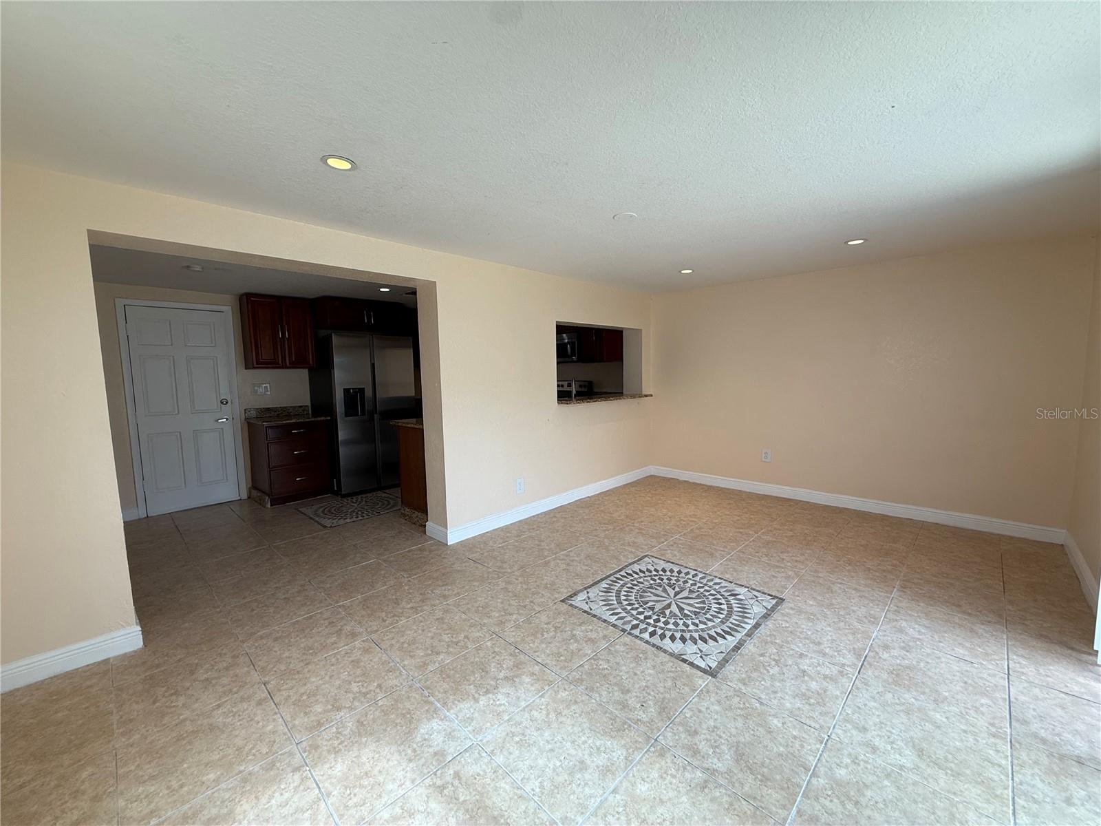 BEACON SQUARE - Residential