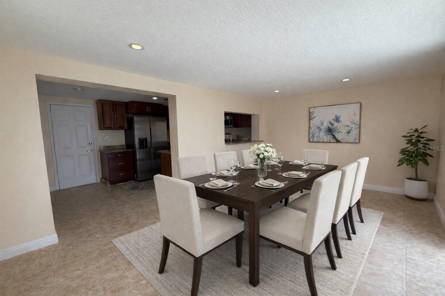 BEACON SQUARE - Residential