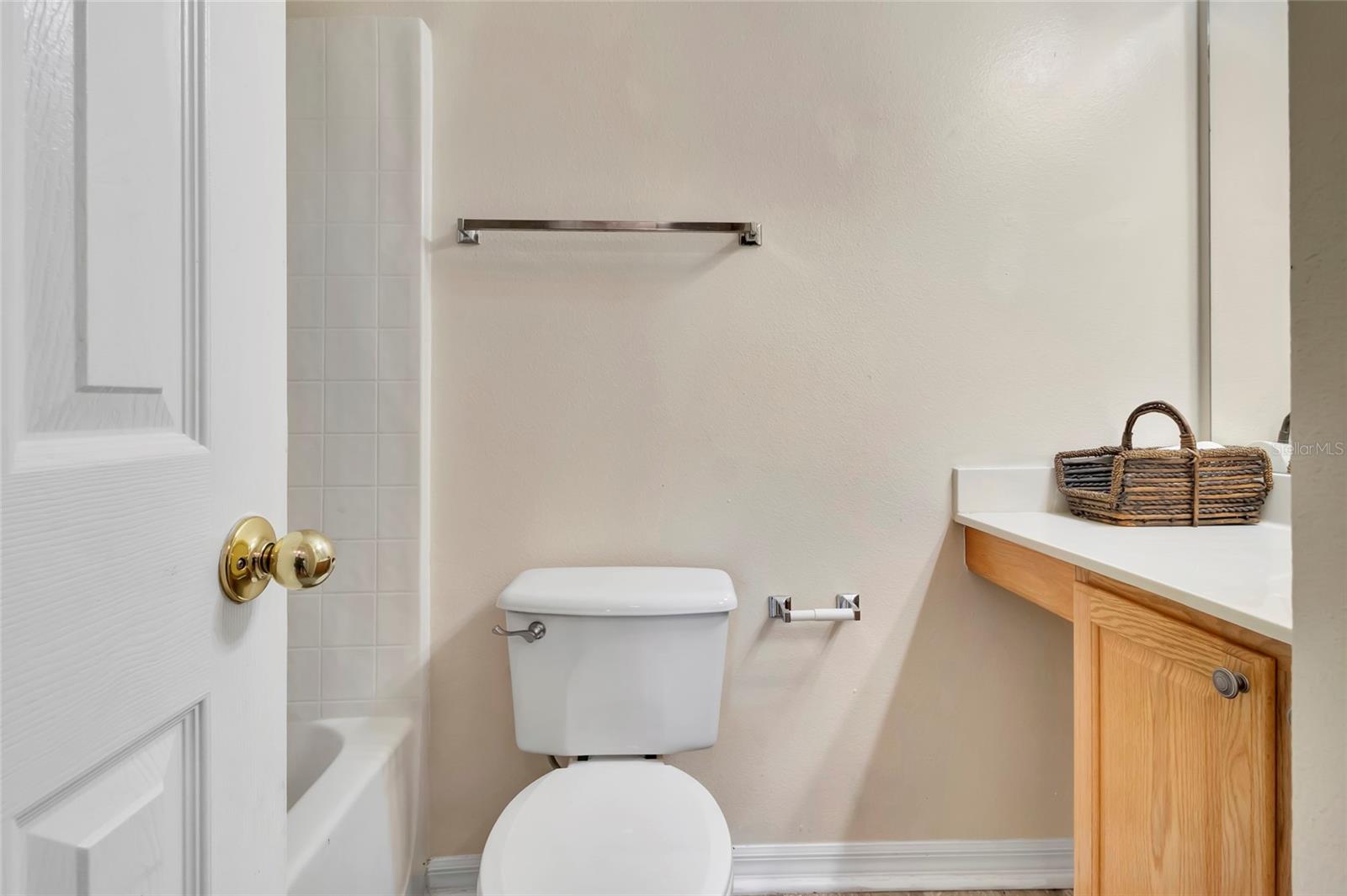 JOHNS LAKE ESTATES - Residential