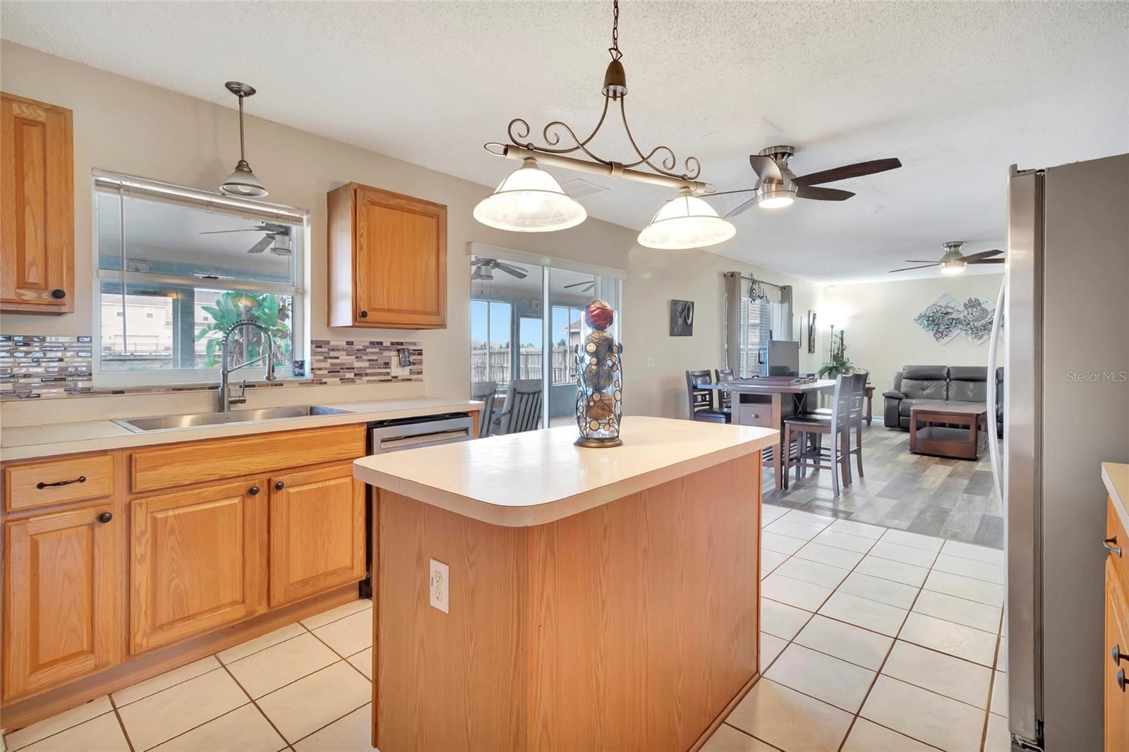 JOHNS LAKE ESTATES - Residential