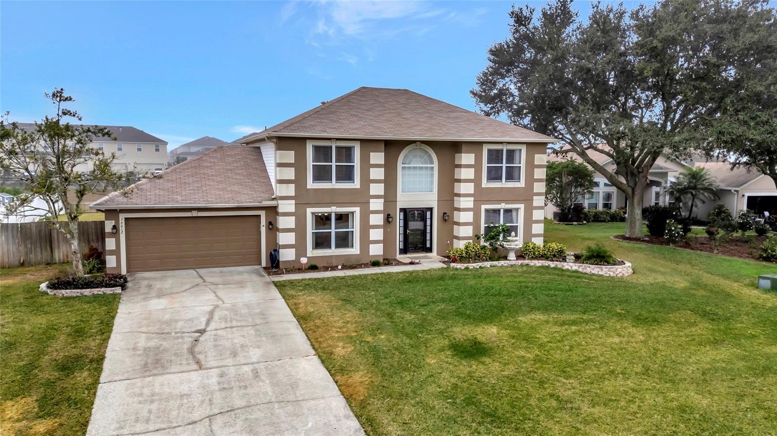 JOHNS LAKE ESTATES - Residential