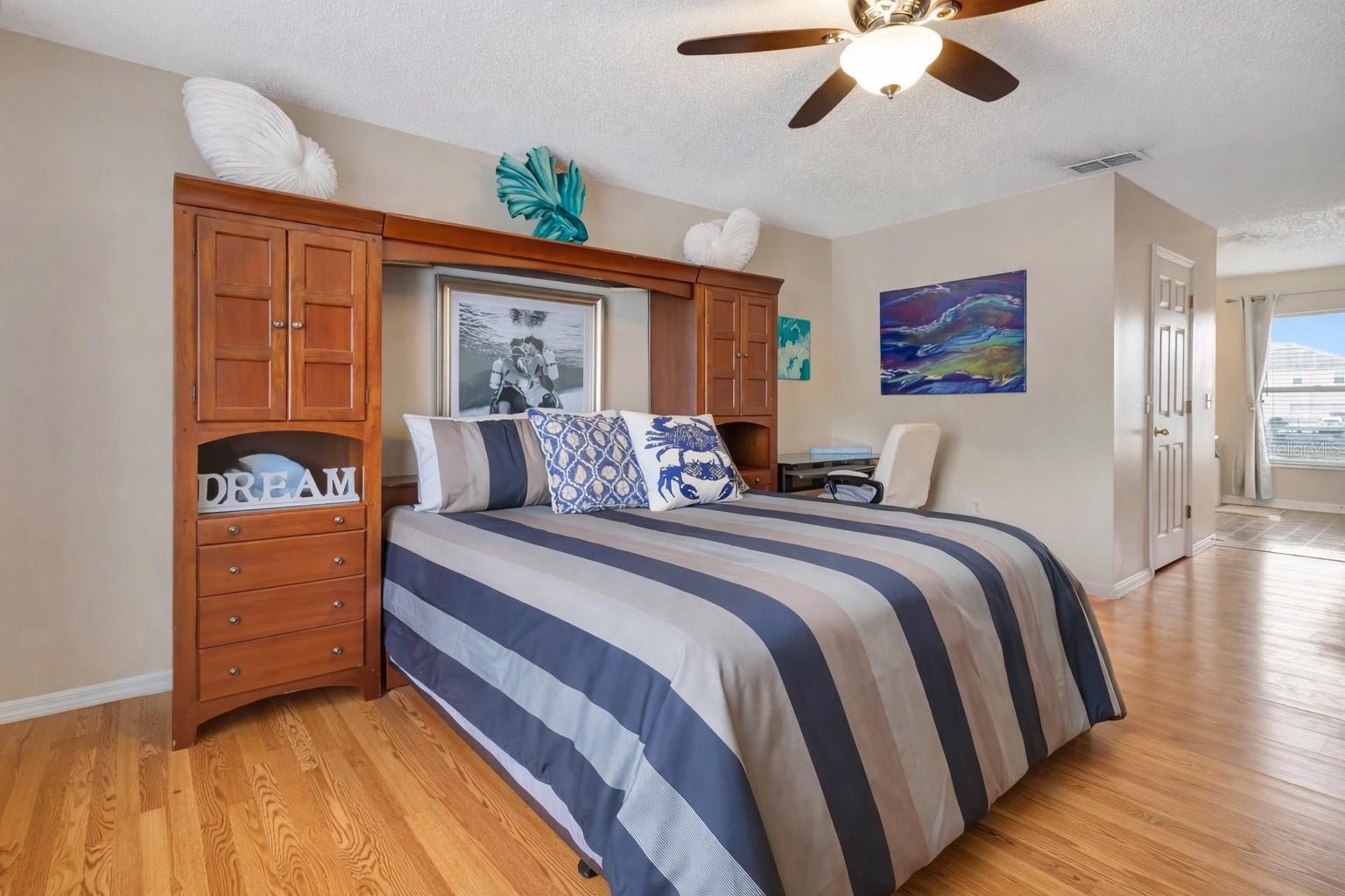 JOHNS LAKE ESTATES - Residential