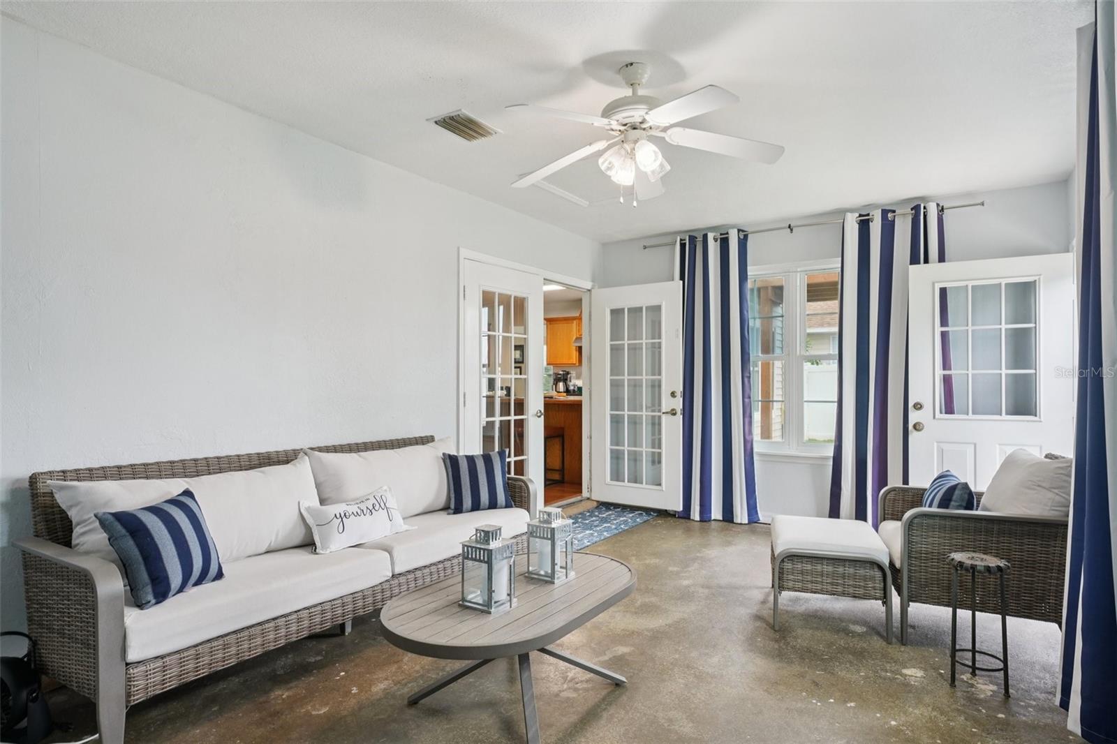 PARKSIDE SOUTH - Residential