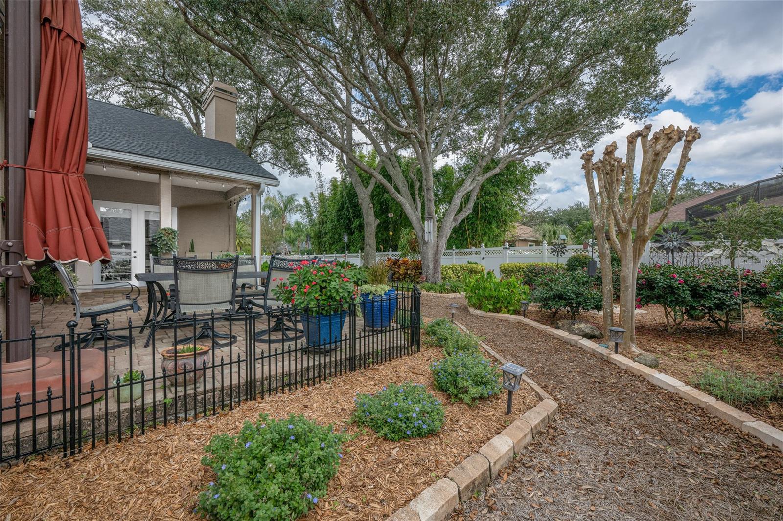 RIVERSBEND - Residential