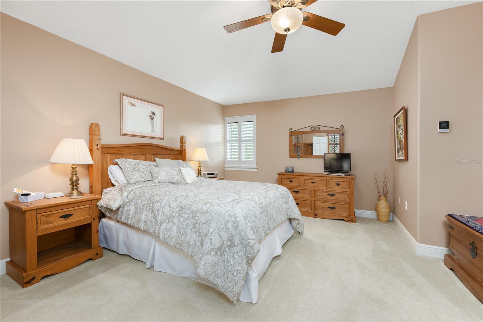 RIVERSBEND - Residential