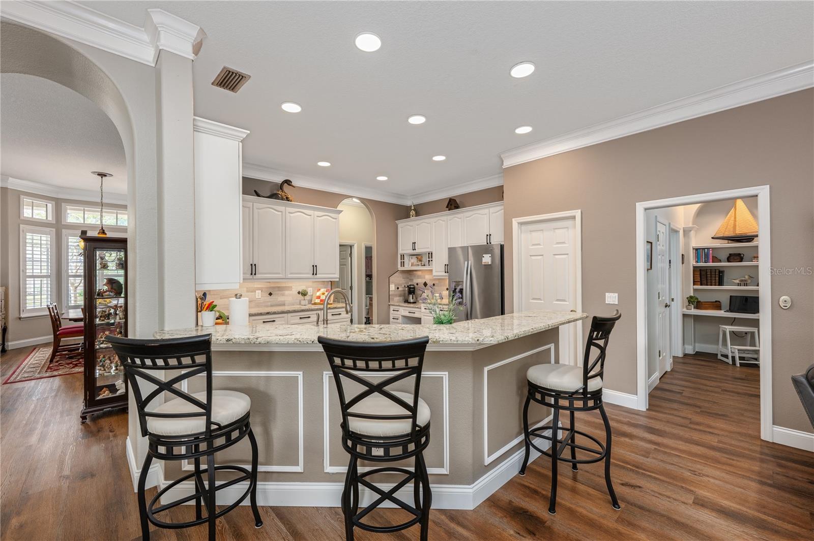 RIVERSBEND - Residential