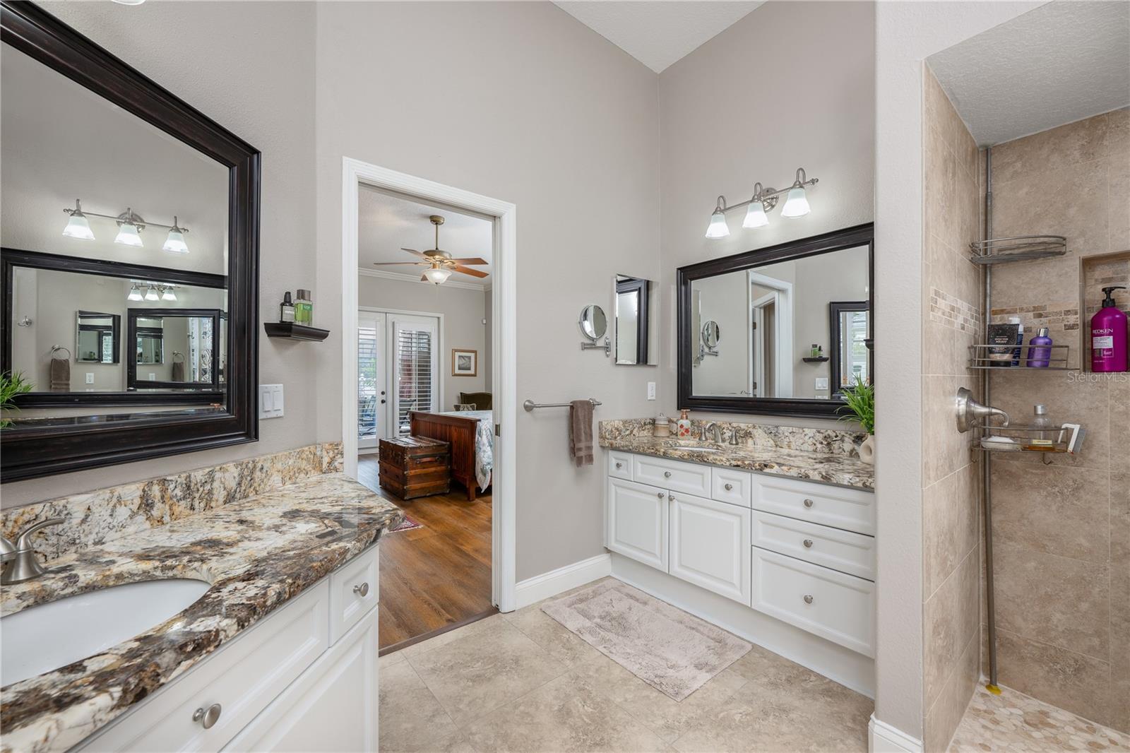 RIVERSBEND - Residential