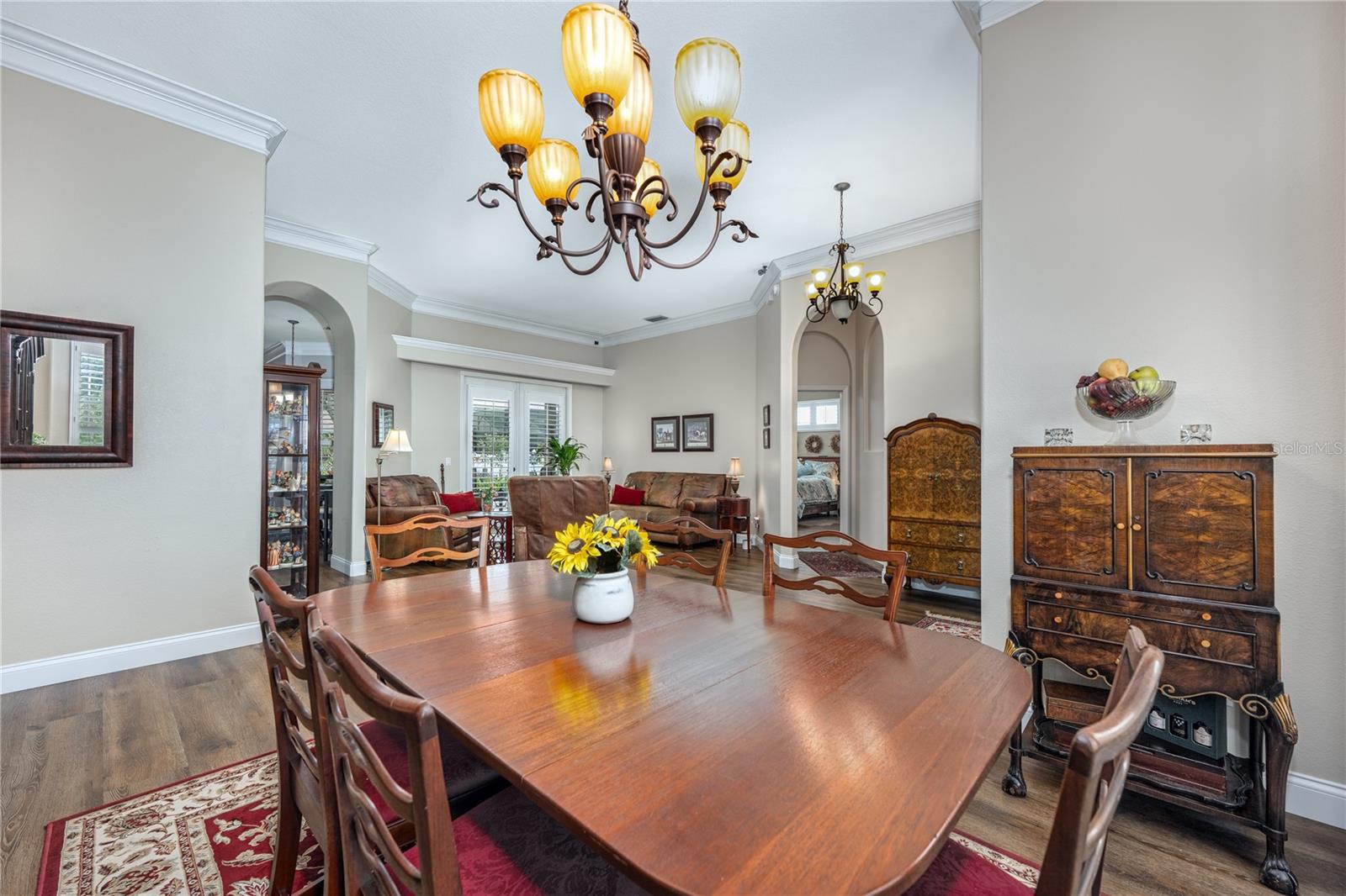 RIVERSBEND - Residential