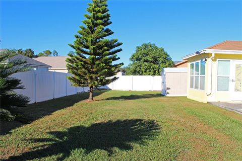 A home in WINTER HAVEN