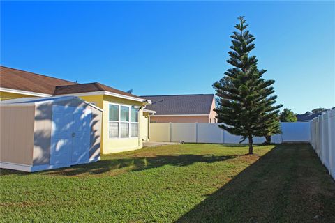 A home in WINTER HAVEN