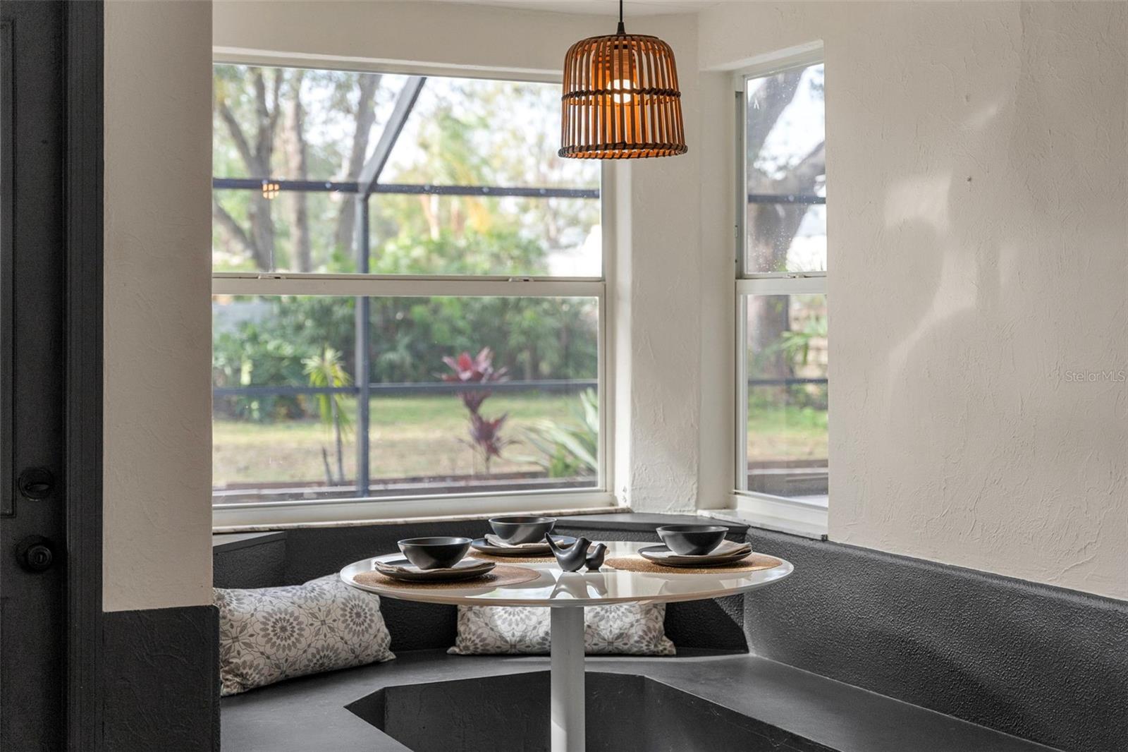 FRST LAKES COUNTRY CLUB ESTATES - Residential