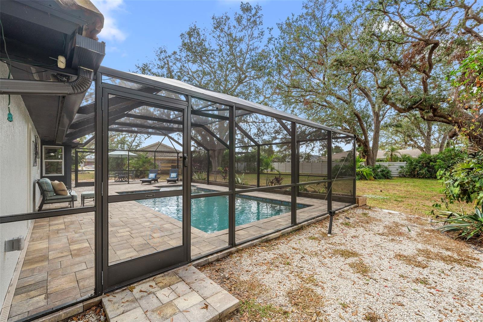 FRST LAKES COUNTRY CLUB ESTATES - Residential