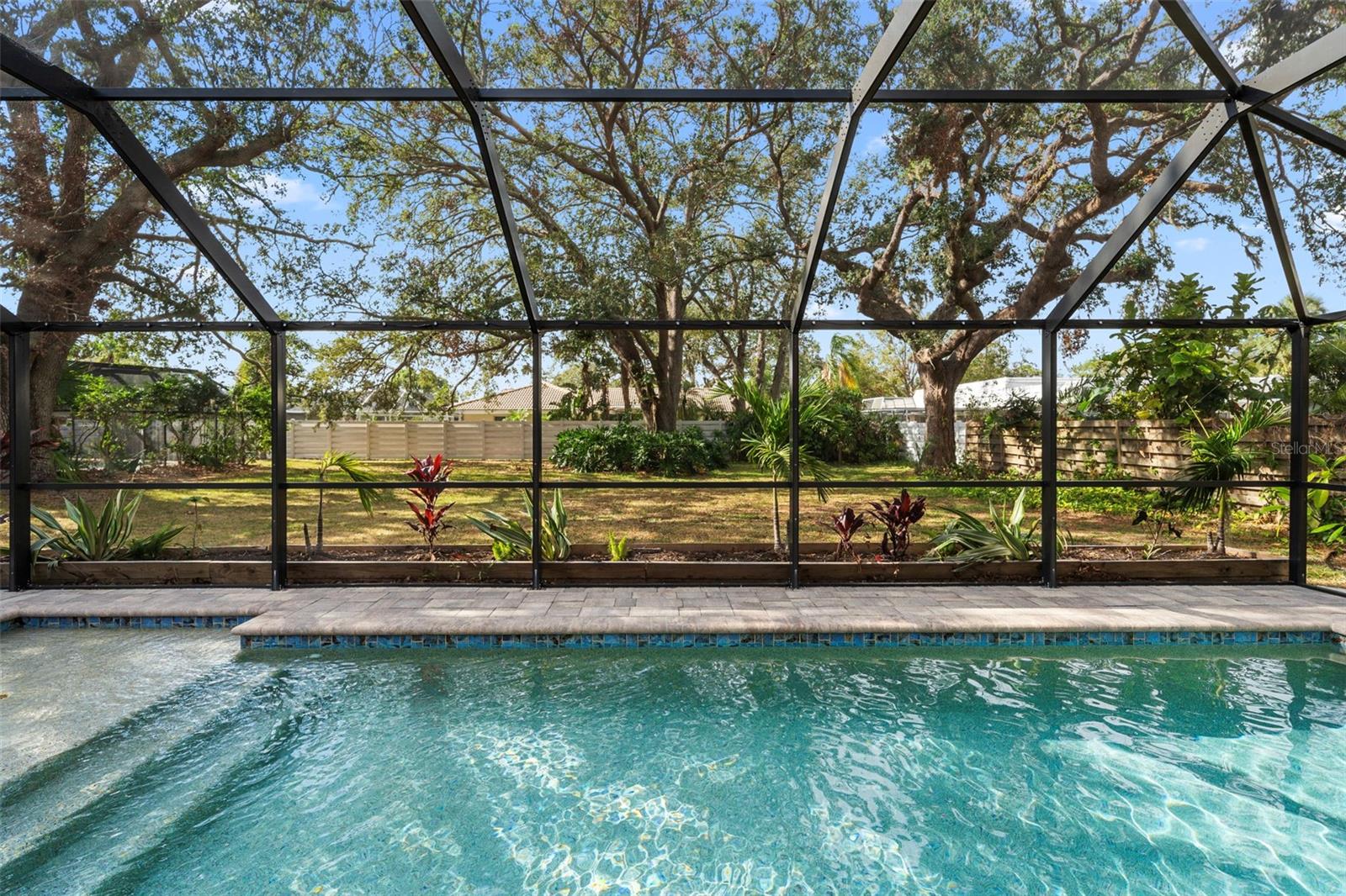 FRST LAKES COUNTRY CLUB ESTATES - Residential