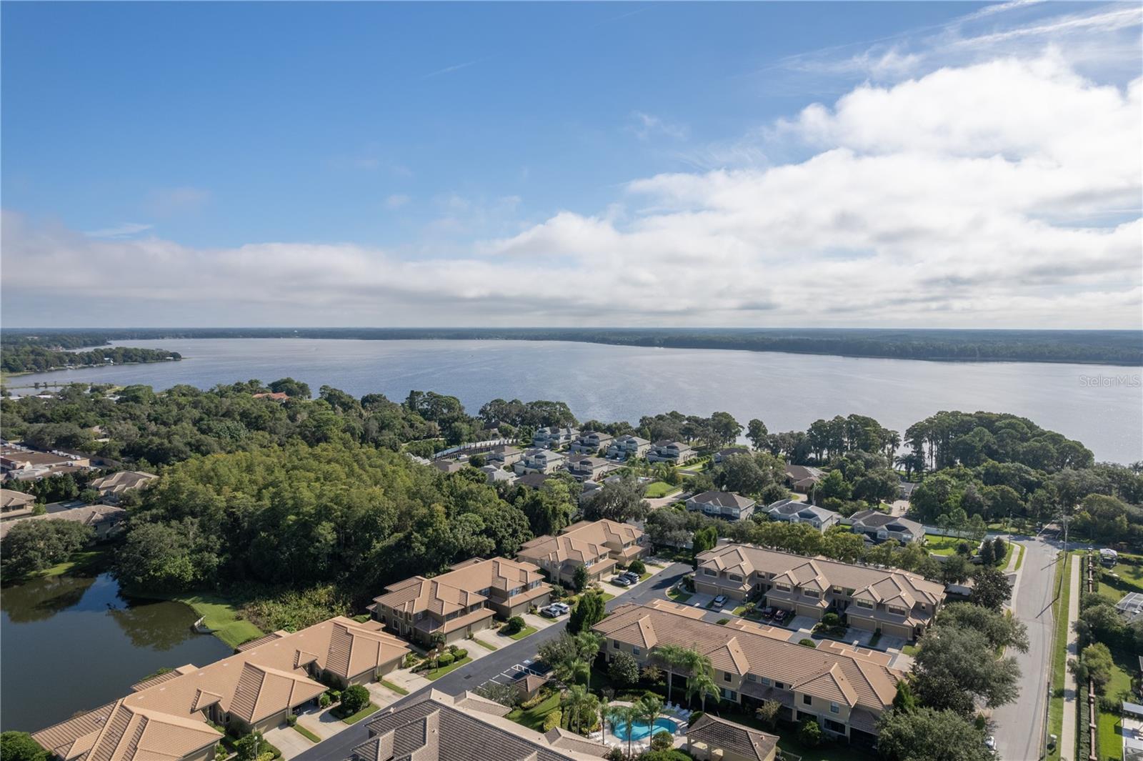 2527 SILVERBACK COURT