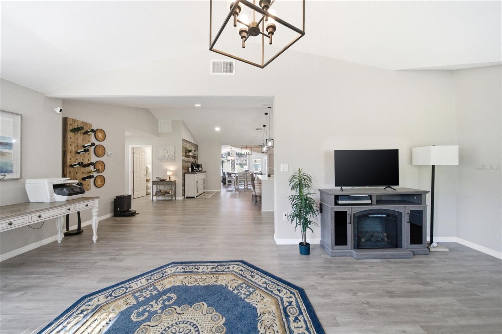 TREASURE ISLAND SHORES - Residential