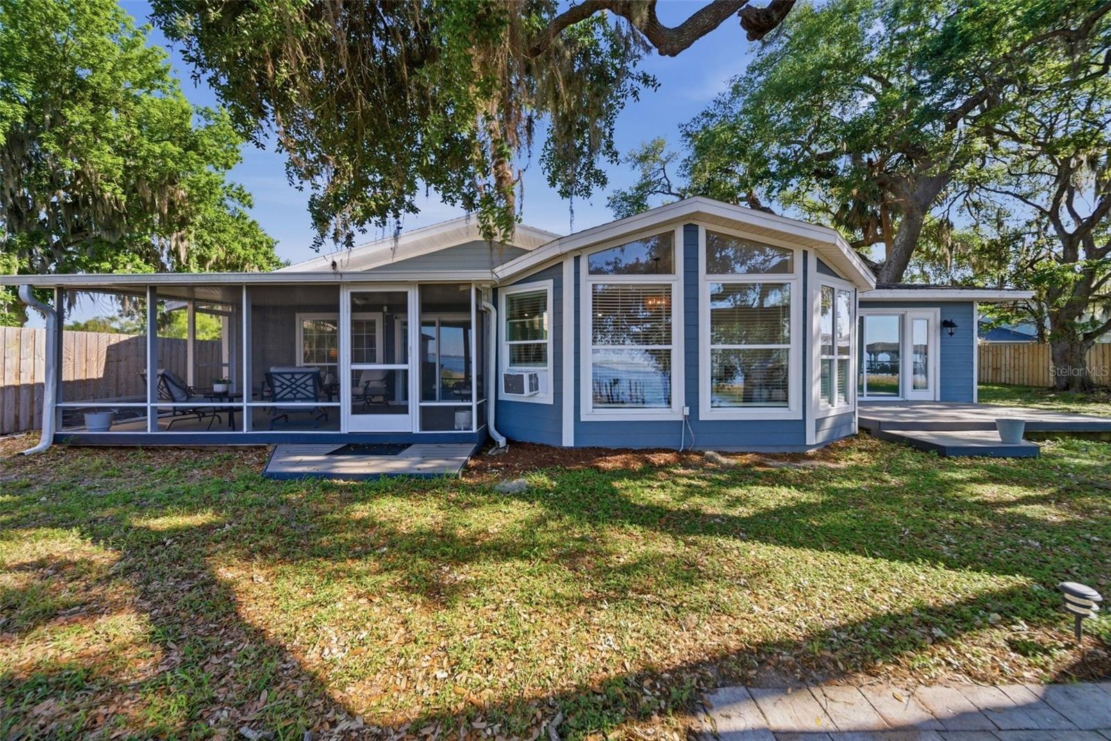 TREASURE ISLAND SHORES - Residential