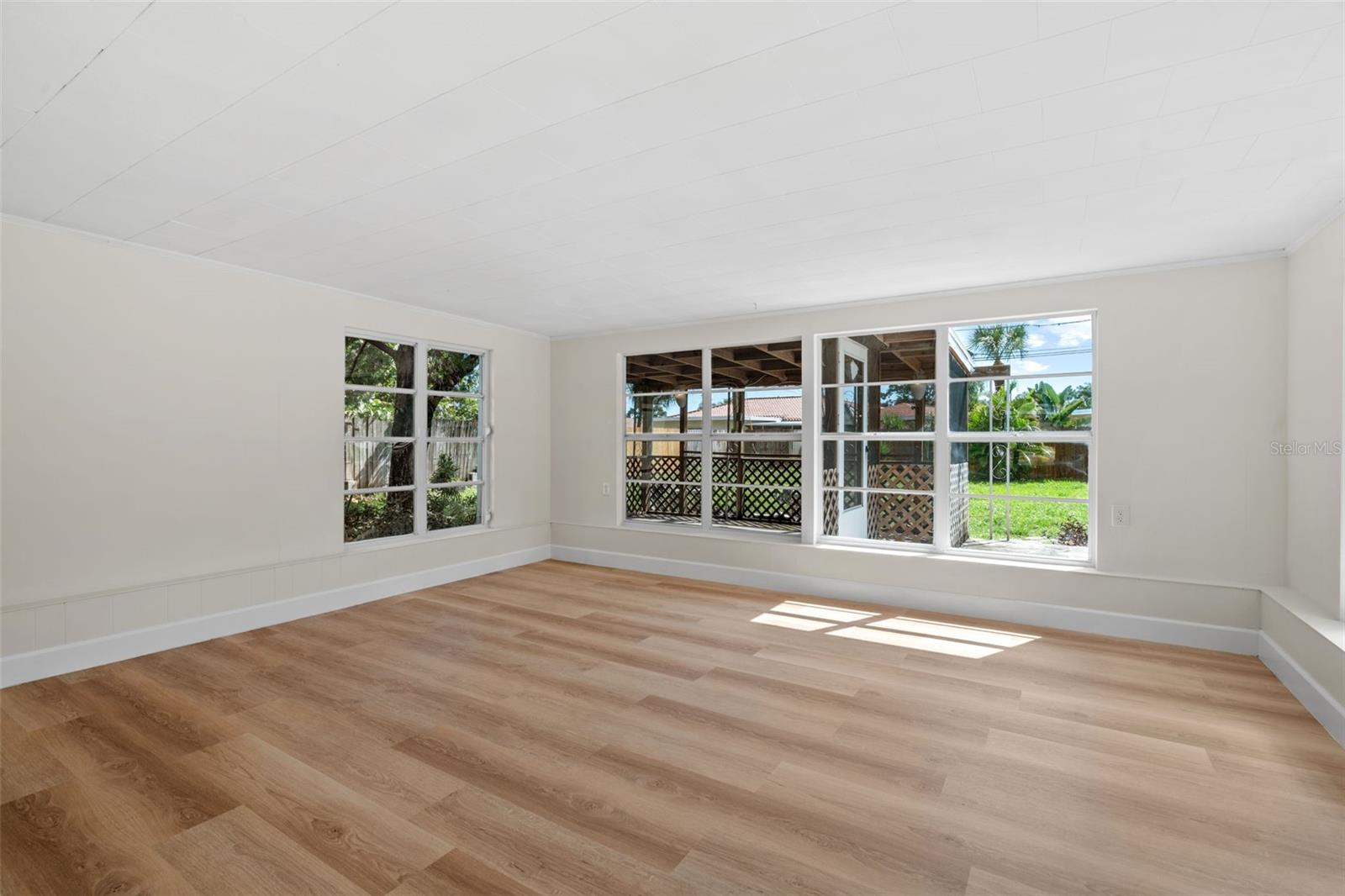 PASADENA GOLF CLUB ESTATES SEC 1 - Residential