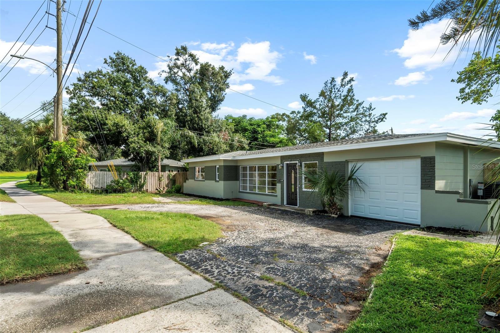 5916 GULFPORT BOULEVARD S