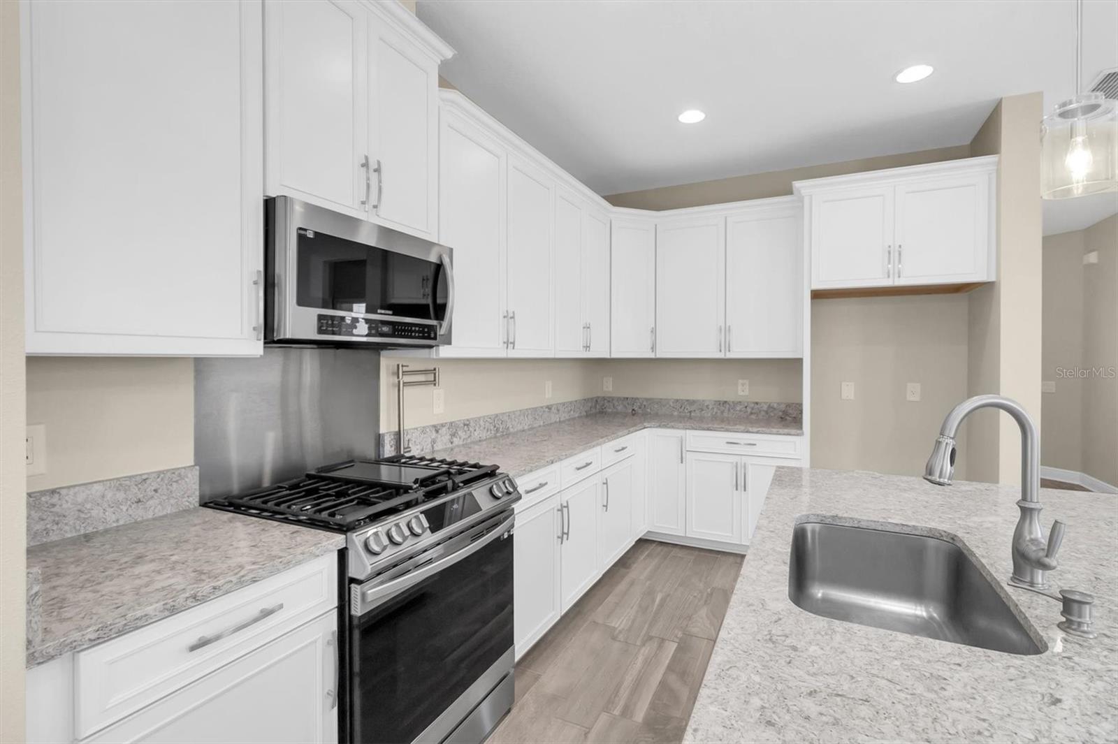 STARKEY RANCH VILLAGE 1 PH 3 - Residential