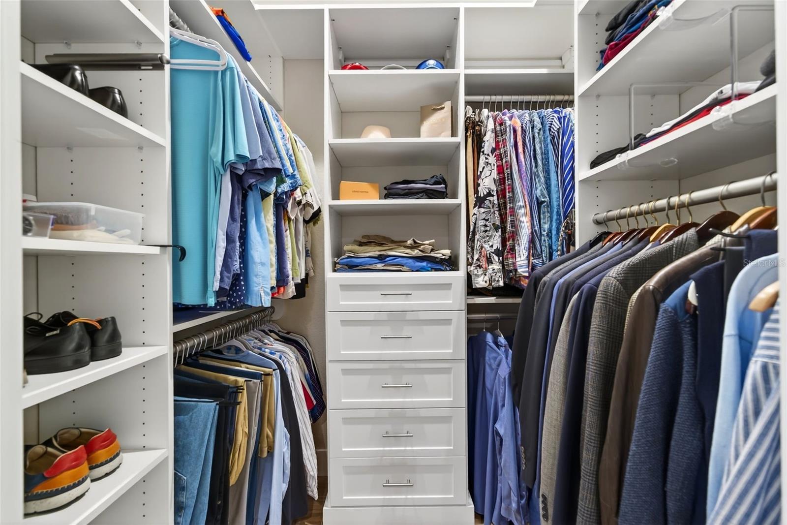 ISLES AT LAKEWOOD RANCH - Residential