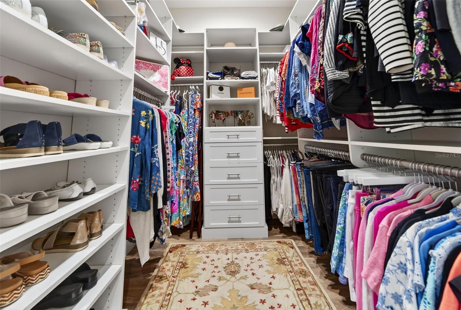 ISLES AT LAKEWOOD RANCH - Residential