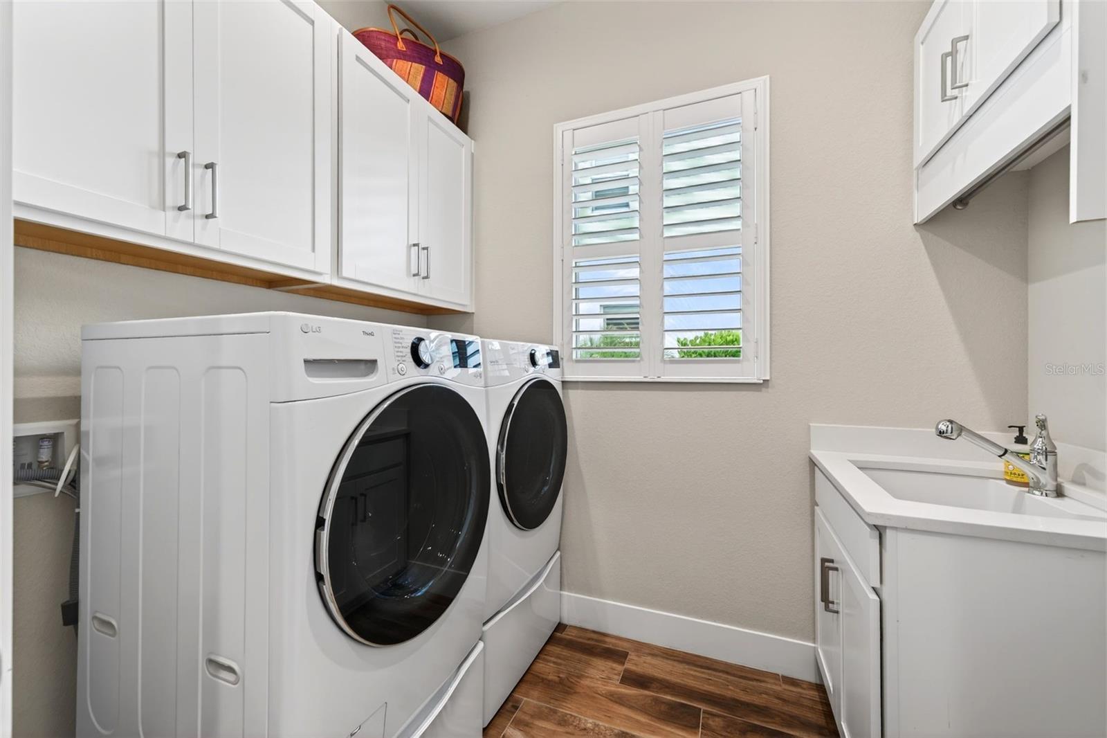 ISLES AT LAKEWOOD RANCH - Residential