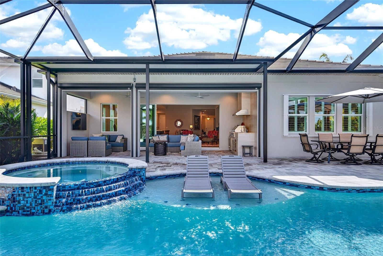 ISLES AT LAKEWOOD RANCH - Residential