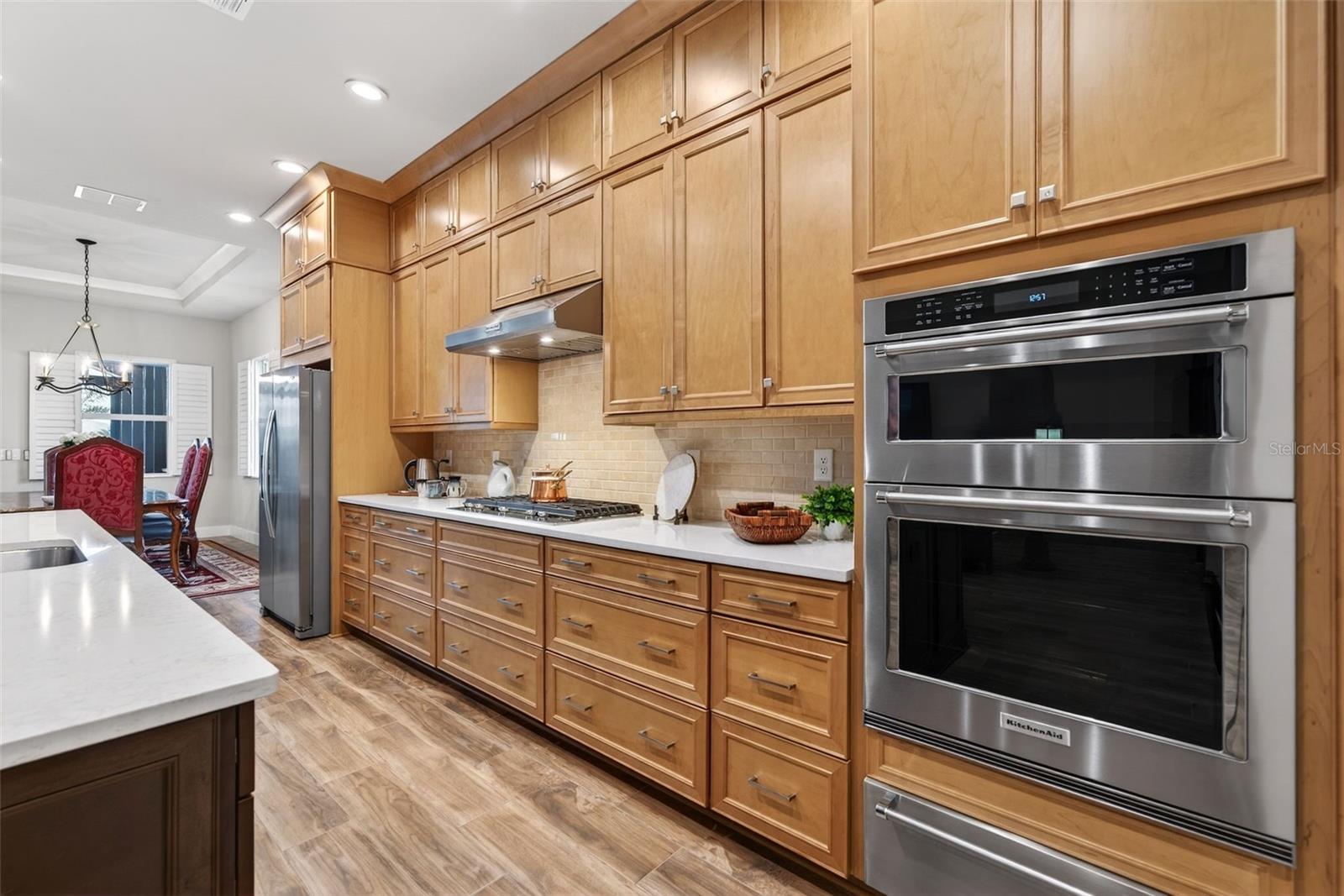 ISLES AT LAKEWOOD RANCH - Residential