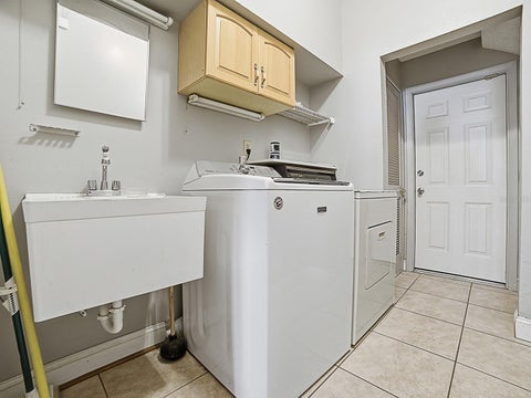 Tiny photo for 1031 Mellathon Circle, Leesburg, FL 34748 (MLS # G5112201)