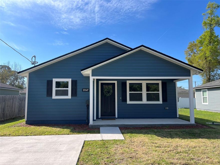 Under Construction. Experience quality craftsmanship and peace of mind in this NEW CONSTRUCTION home! This 3 bedroom/2 bath home is located on a quiet street just down from Catherine Taylor Park and the newly renovated Douglass Community Center. With vaulted ceilings and an open floor plan you’ll enjoy lots of natural lighting throughout the living space and a large Master Suite complete with walk in closet. Highlighted finishes include luxury vinyl plank, ceramic tile, wood cabinets, stone tops and stainless-steel appliances. Conveniently located just under a mile from downtown High Springs & Main Street or jump on I-75 for an easy commute to Gainesville, Newberry or Lake City. No HOA & 1-Year Builder’s Warranty included. Call to schedule your private showing today!