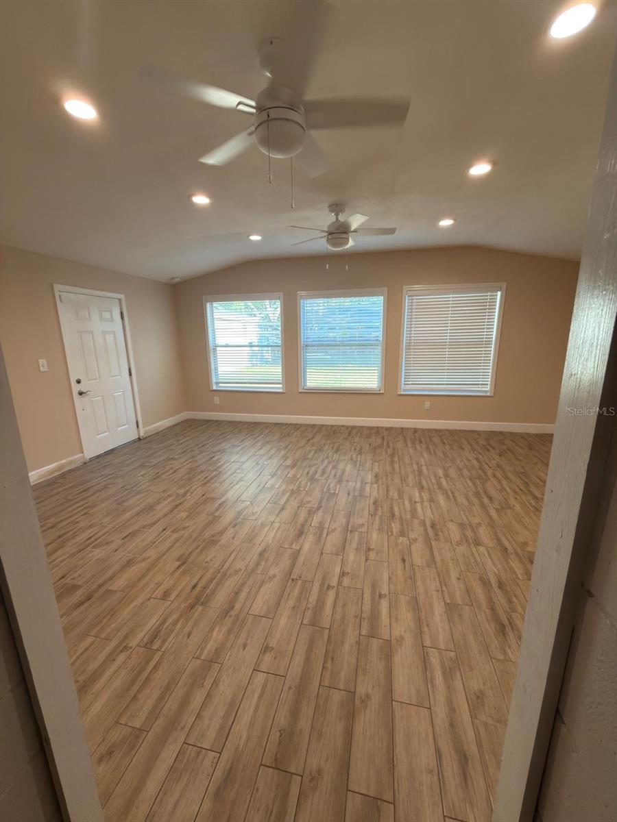 HAMNERS W E FOREST ACRES - Residential