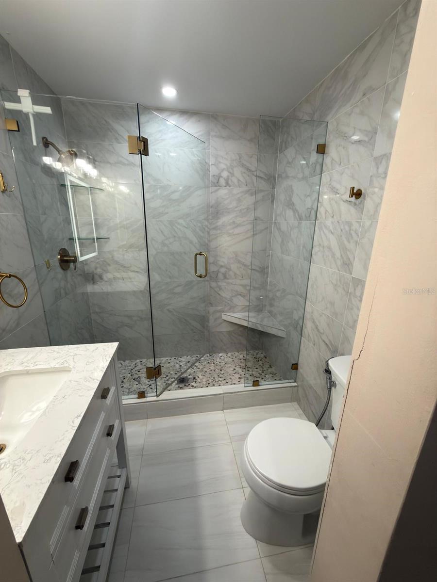 HAMNERS W E FOREST ACRES - Residential