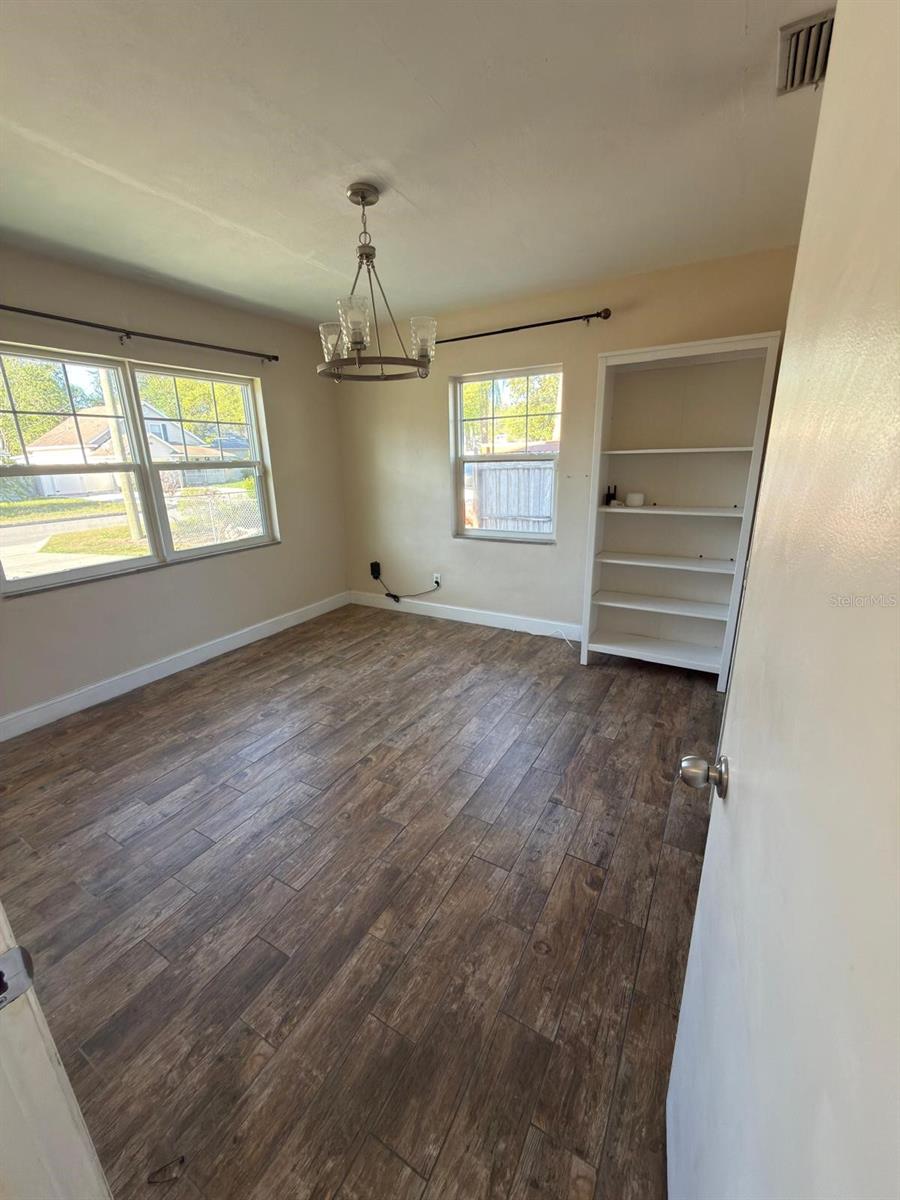 HAMNERS W E FOREST ACRES - Residential