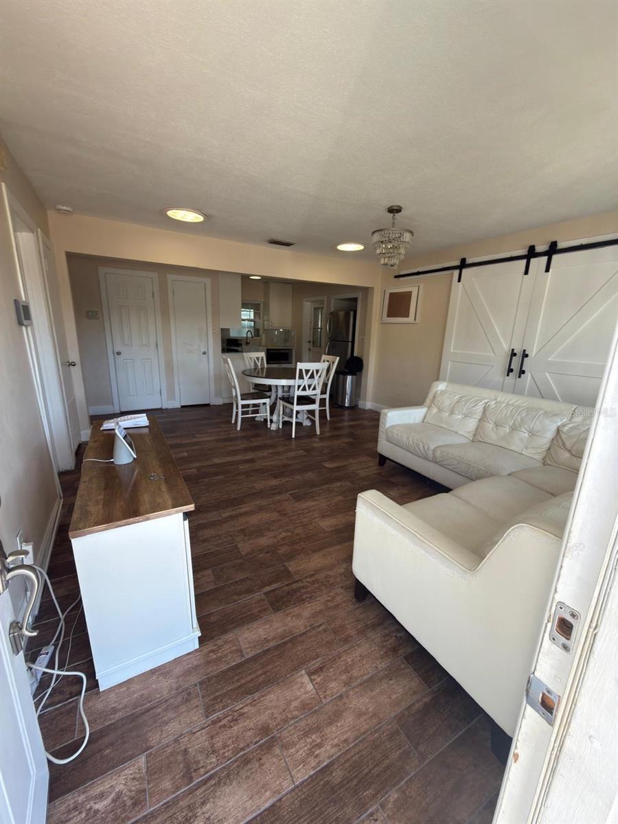 HAMNERS W E FOREST ACRES - Residential