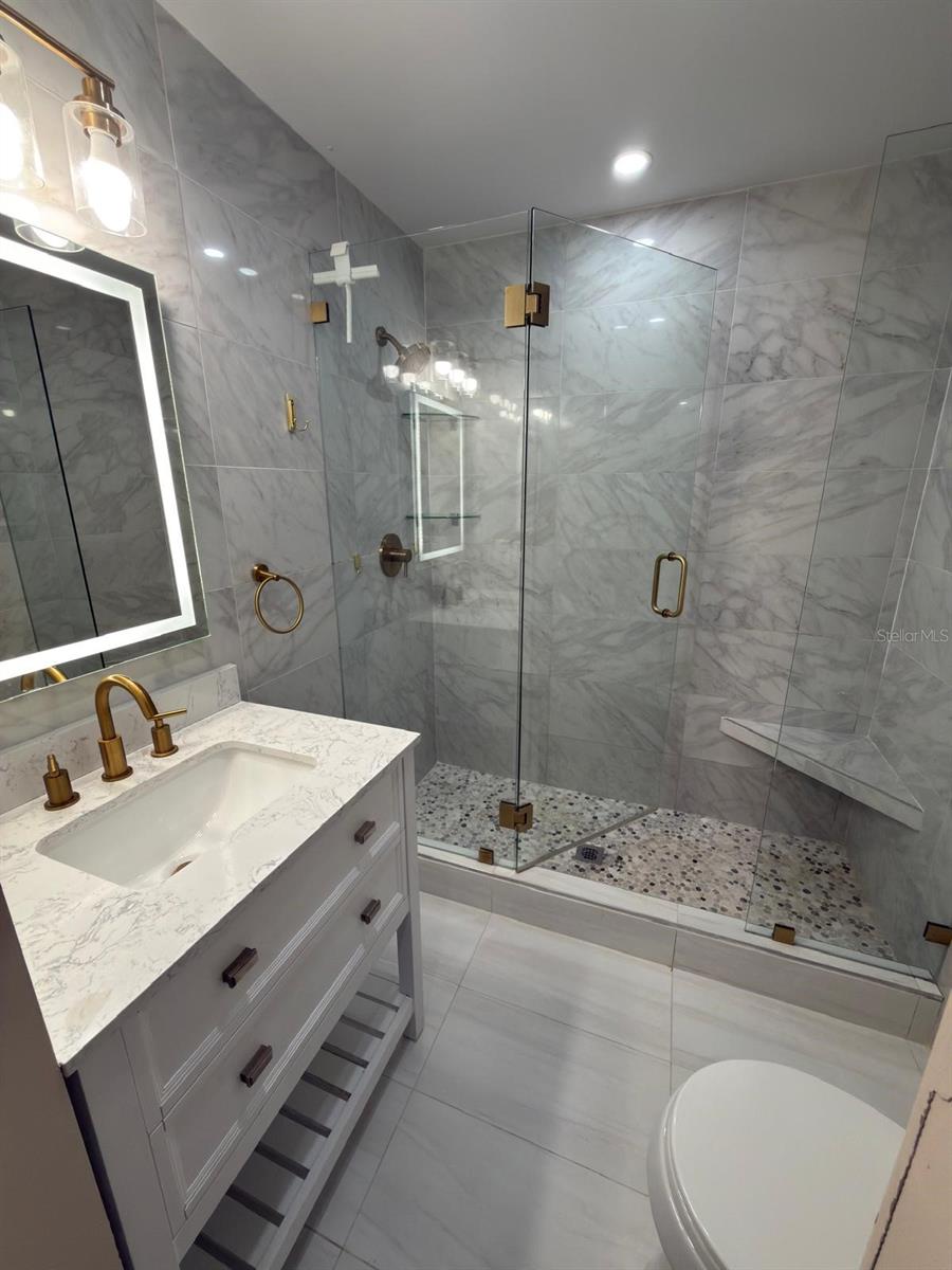 HAMNERS W E FOREST ACRES - Residential