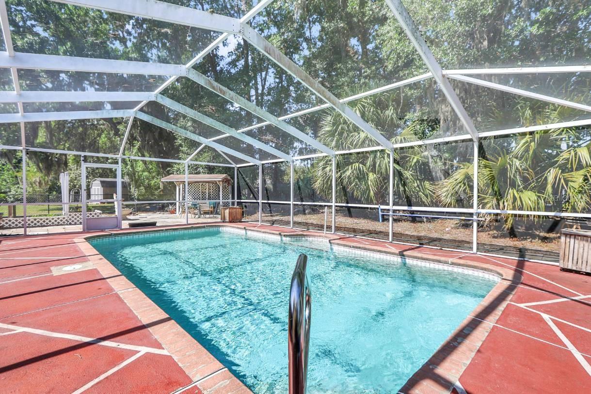 WOODS & MEADOWS ESTATES ADD 02 - Residential