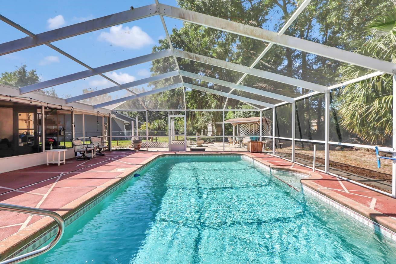 WOODS & MEADOWS ESTATES ADD 02 - Residential