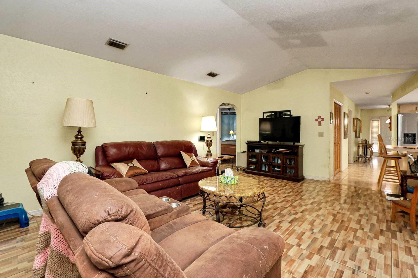 WOODS & MEADOWS ESTATES ADD 02 - Residential