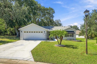 705 MURRAY LANE LADY LAKE FL 32159