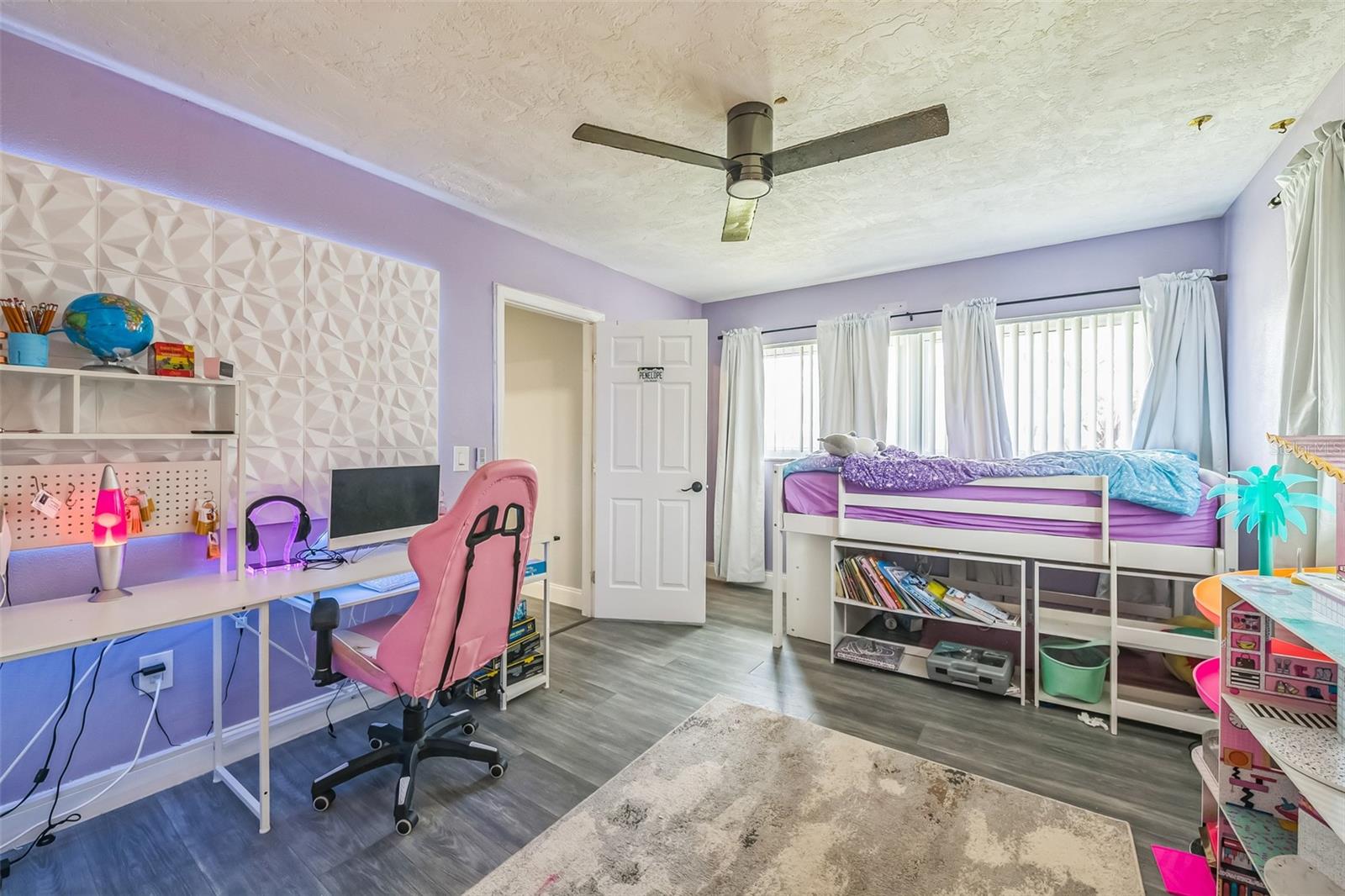 DE SOTO COUNTRY CLUB COLONY - Residential